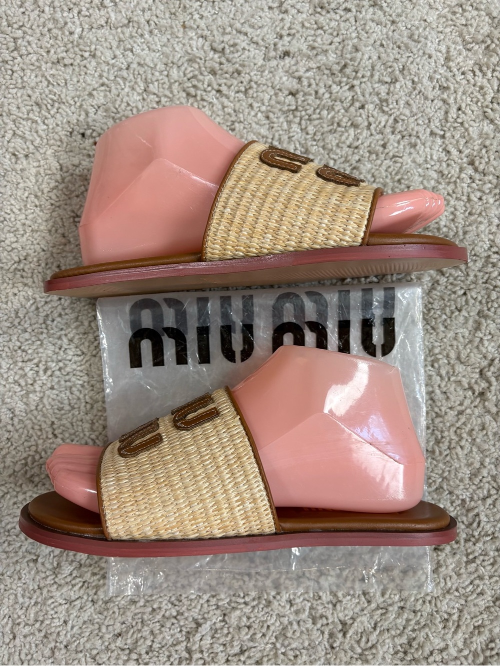 Women's MIU MIU Beige & Brown WOVEN RAFFIA Designer SLIDES Summer SANDALS 36 - Picture 4 of 6
